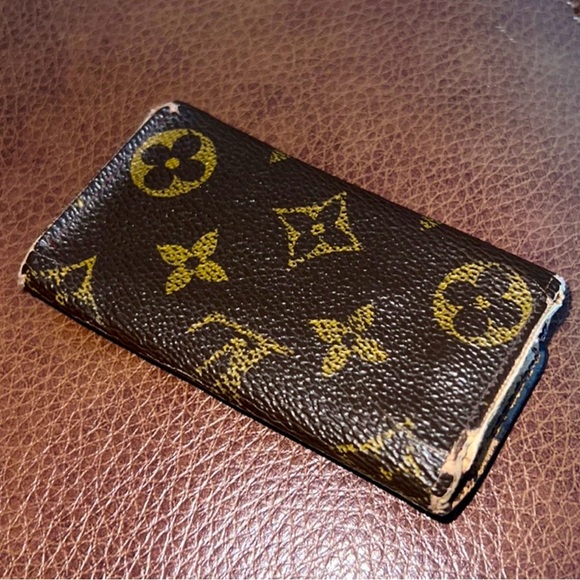 MEN’s Louis Vuitton Monogram Key Holder/Wallet - Picture 2 of 6